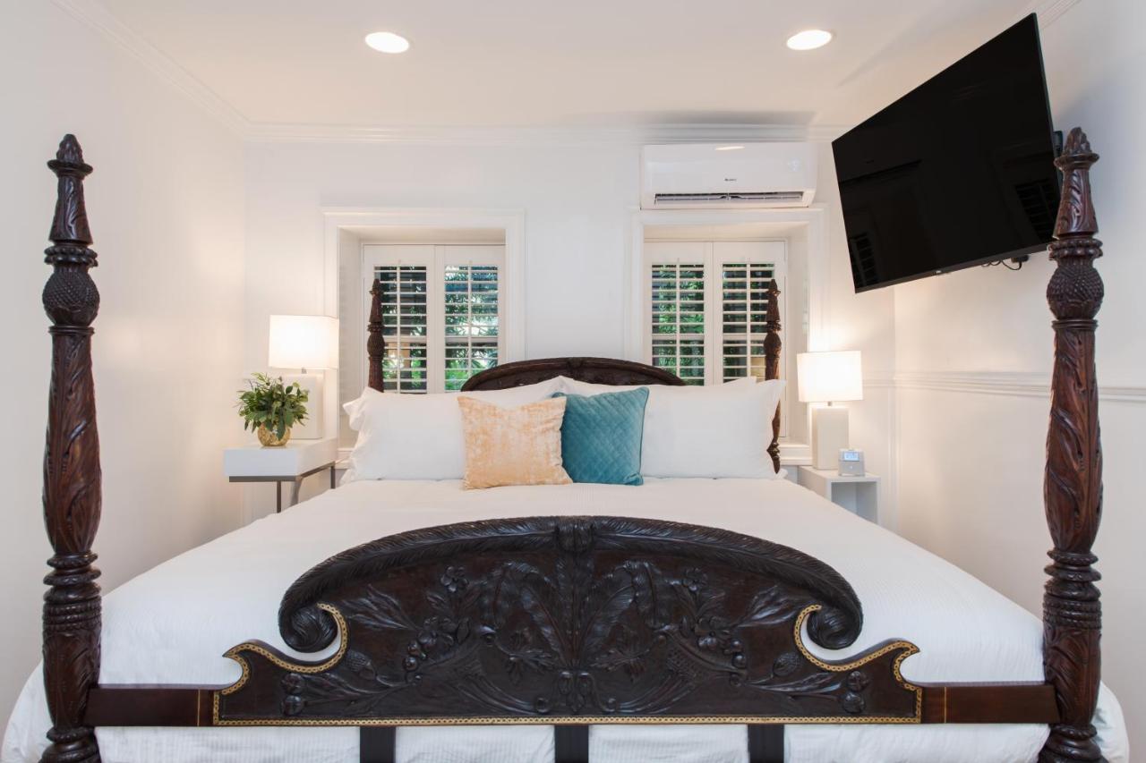Battery Carriage House Suite,1026218008:JPEG