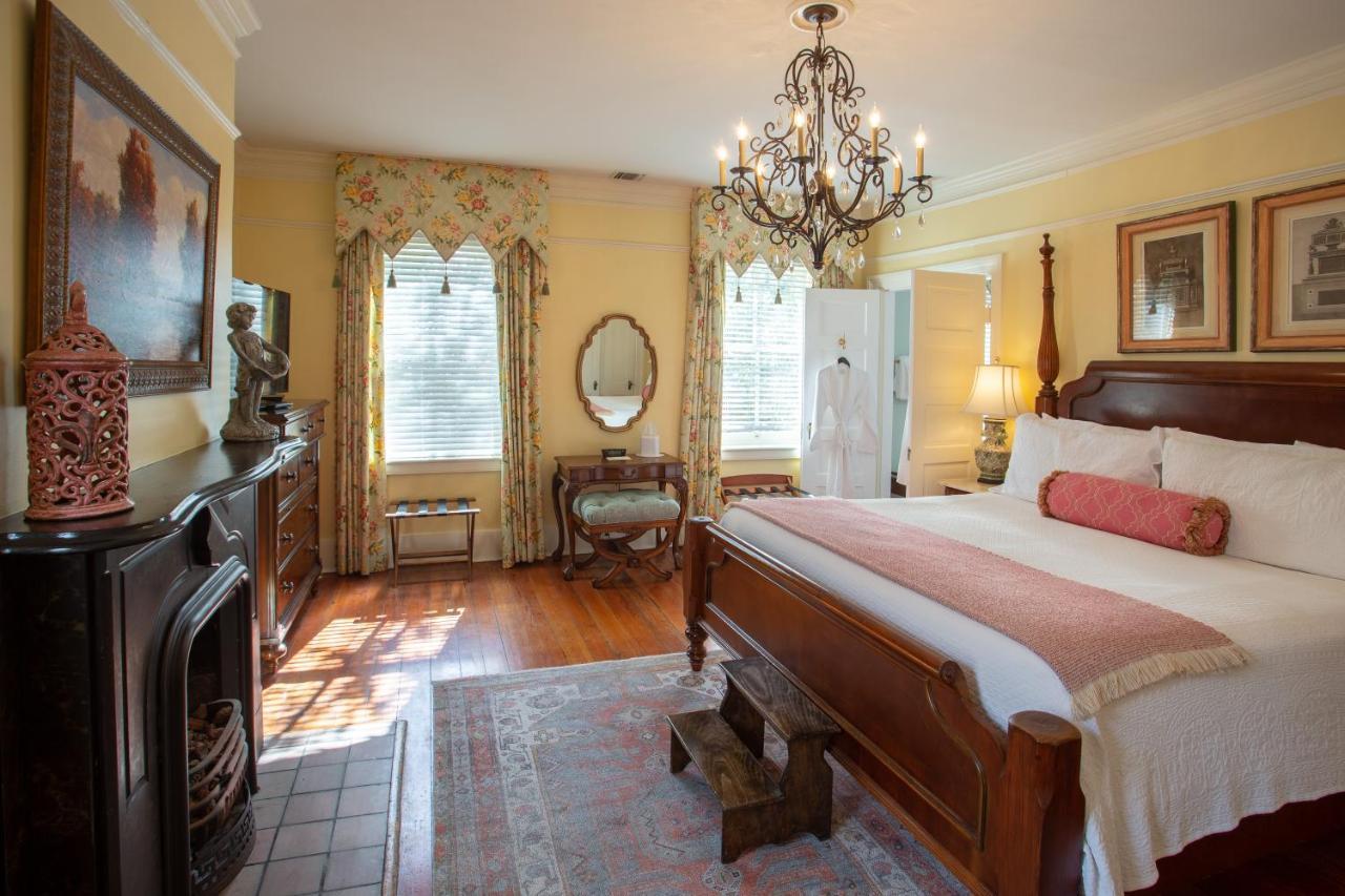 The Oglethorpe Penthouse Suite