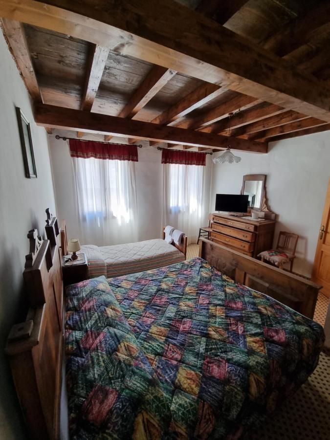Camera Familiare con Bagno Privato
