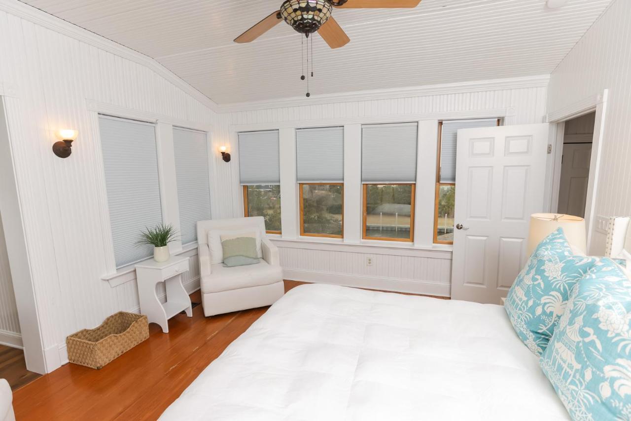 Two-Bedroom Suite,1395617276:JPEG