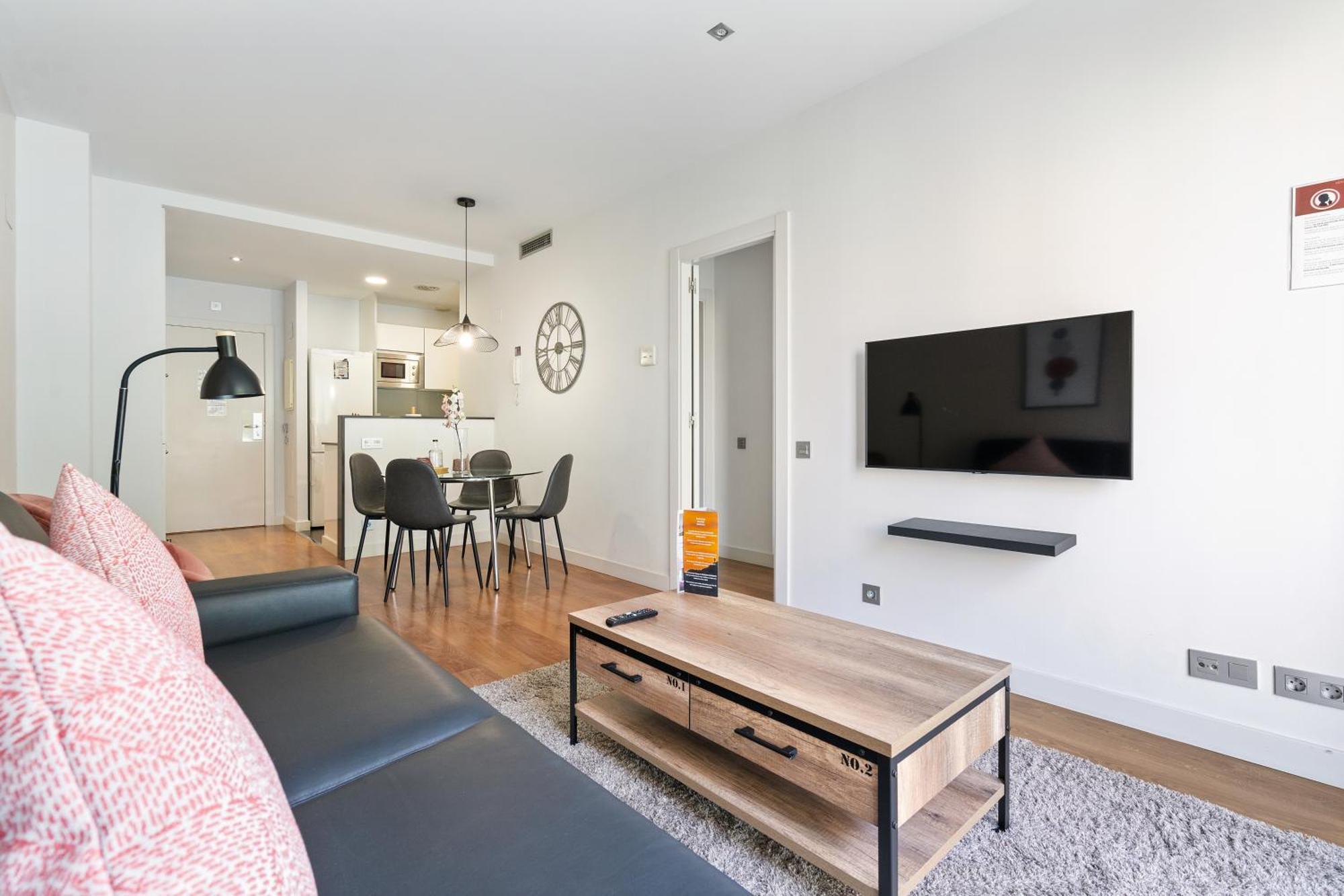 One-Bedroom Apartment