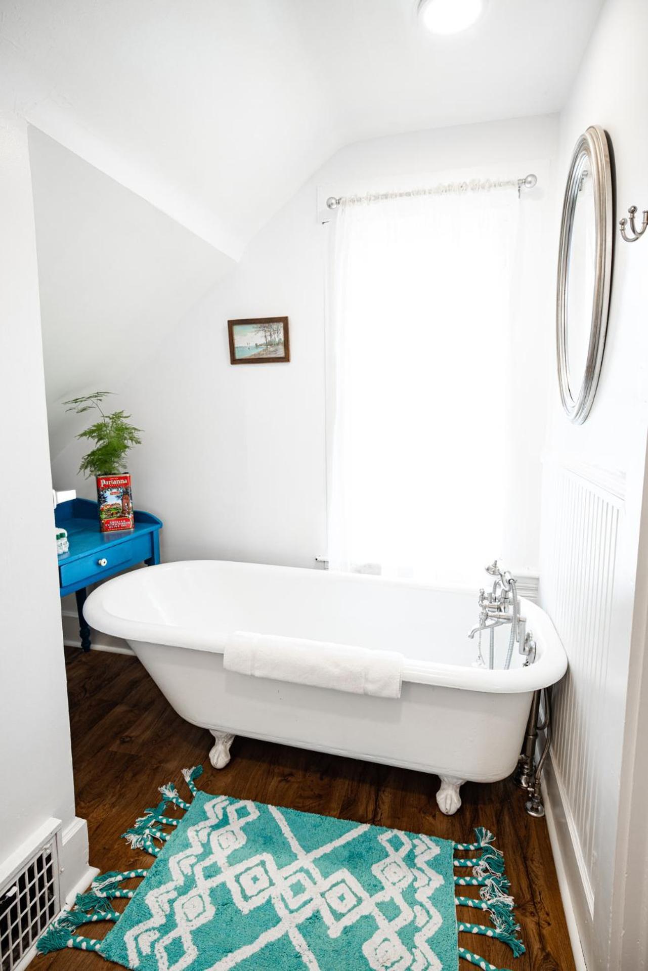 Quadruple Room with Bathroom