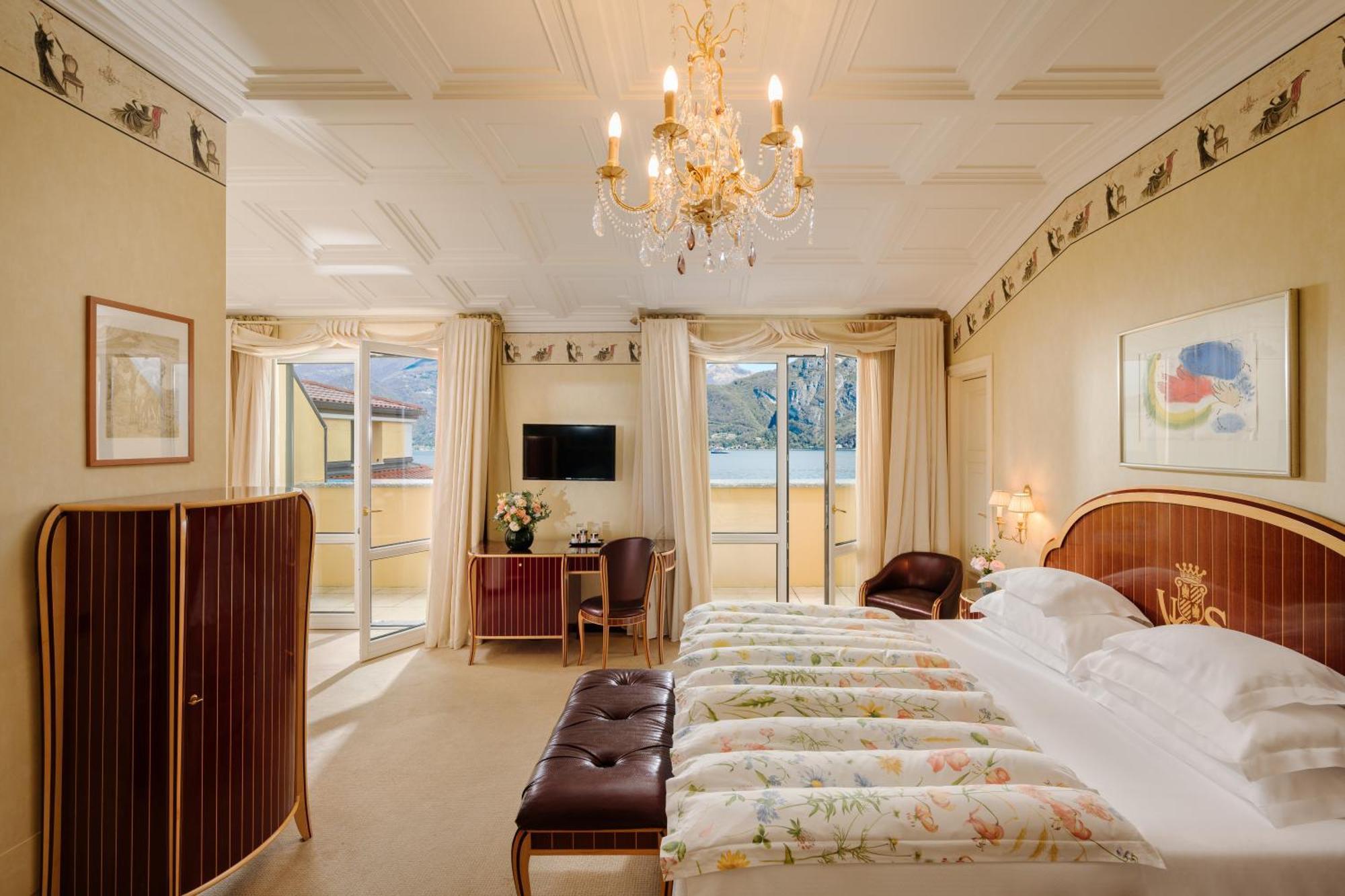 Deluxe Room with Lake View