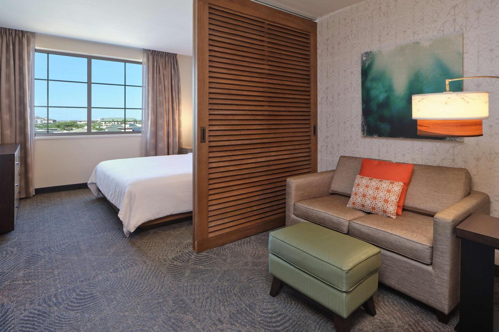 Premium King Studio Suite