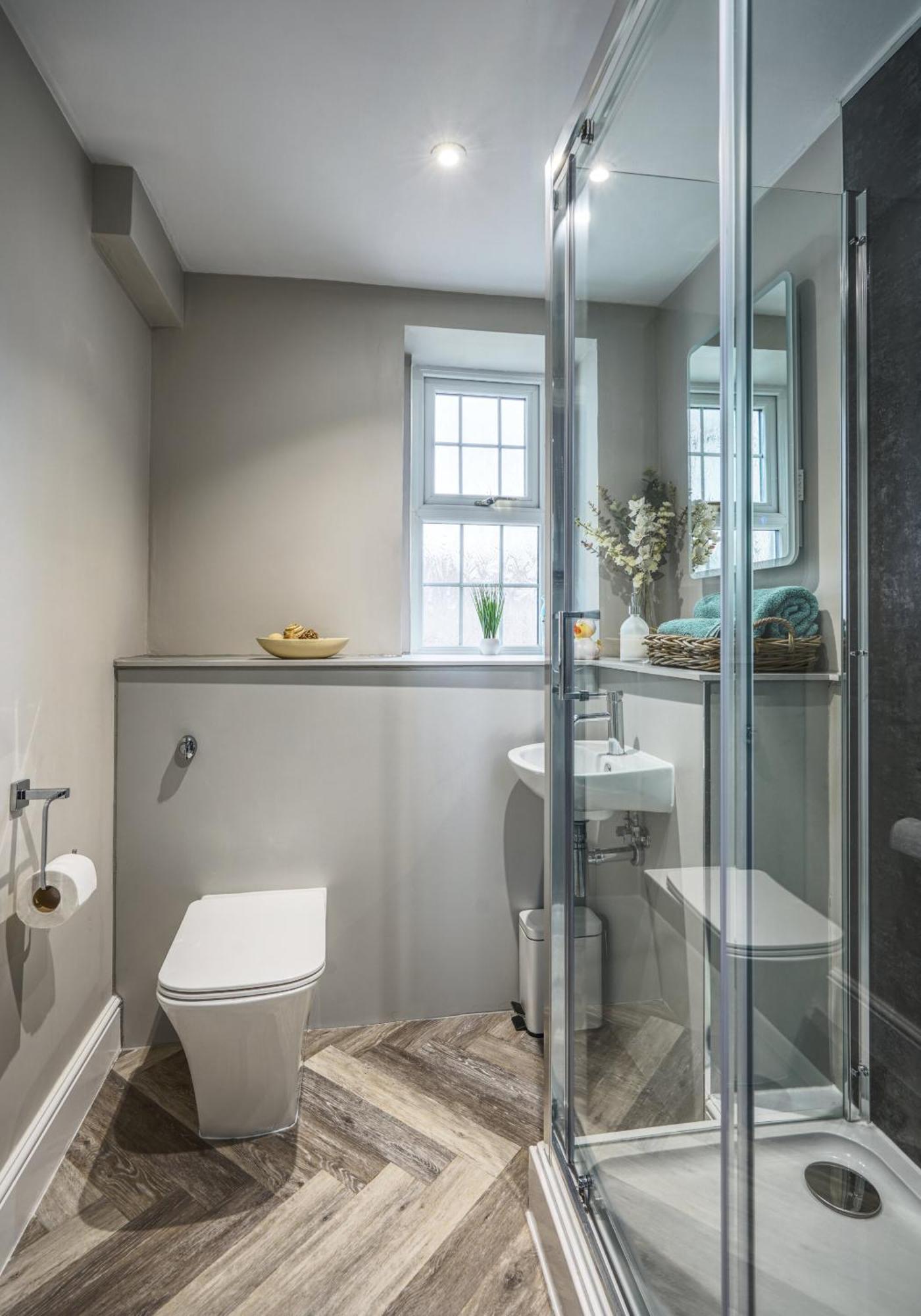Single Room with Shower
