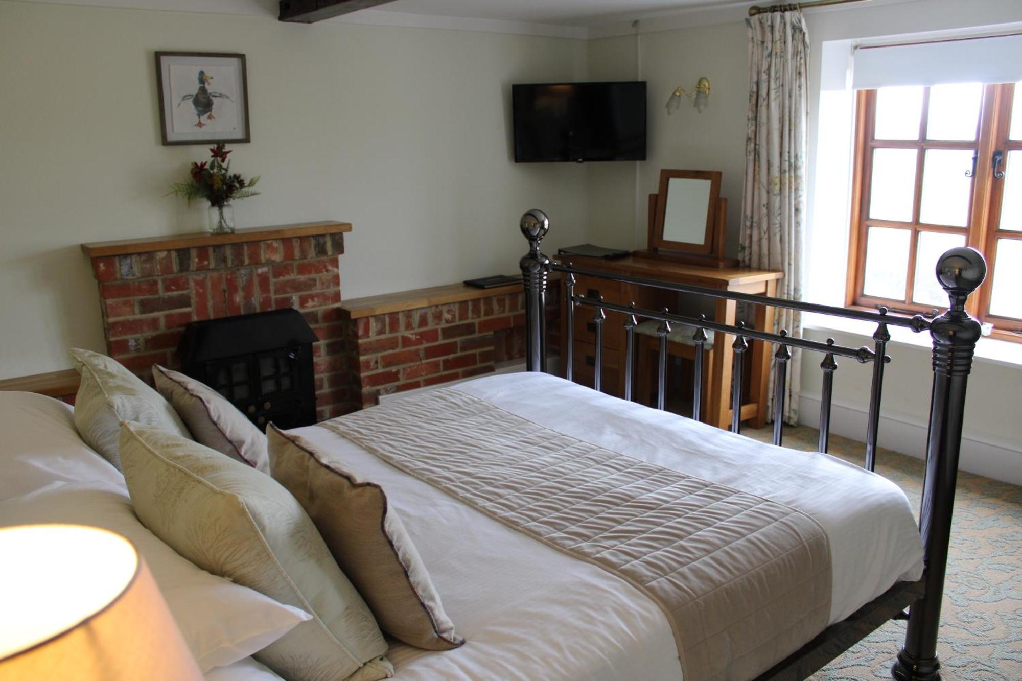 Deluxe Double Room,1636767960:JPEG