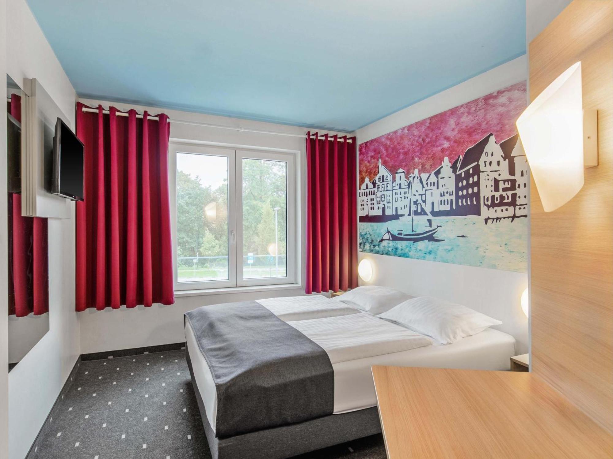 Double Room,1706922521:JPEG