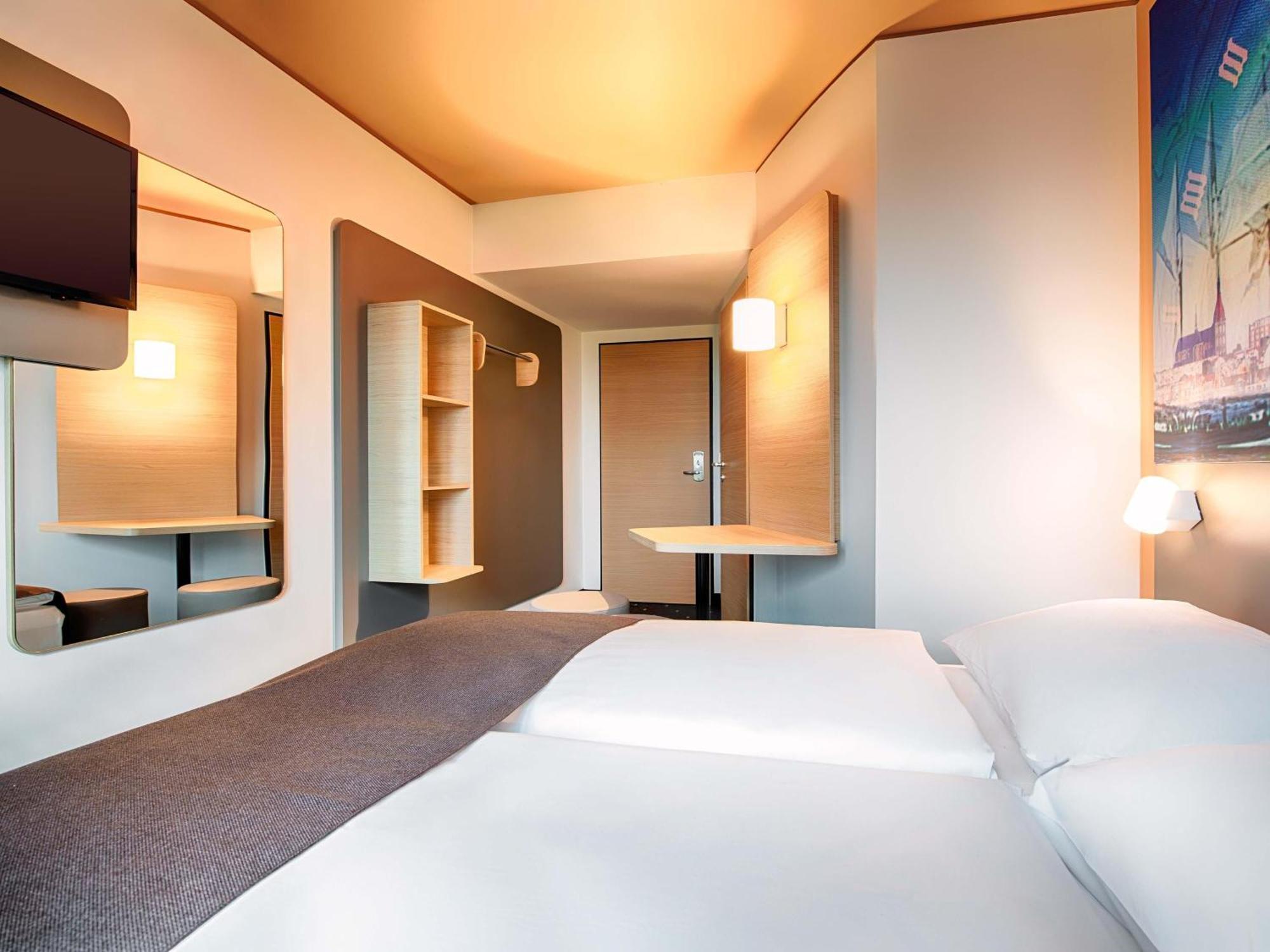 Double Room,1707003568:JPEG