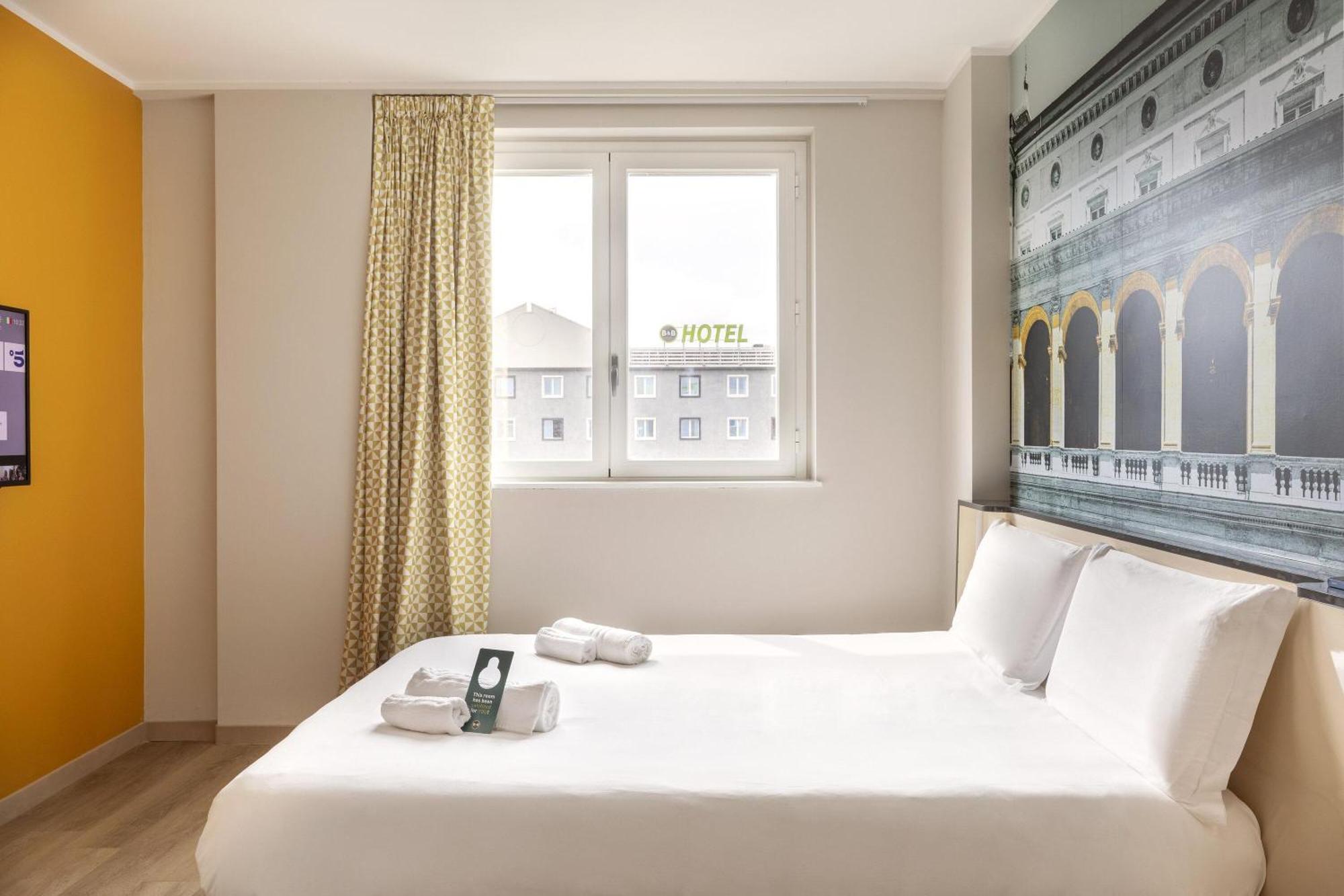 Double Room,1739703460:JPEG