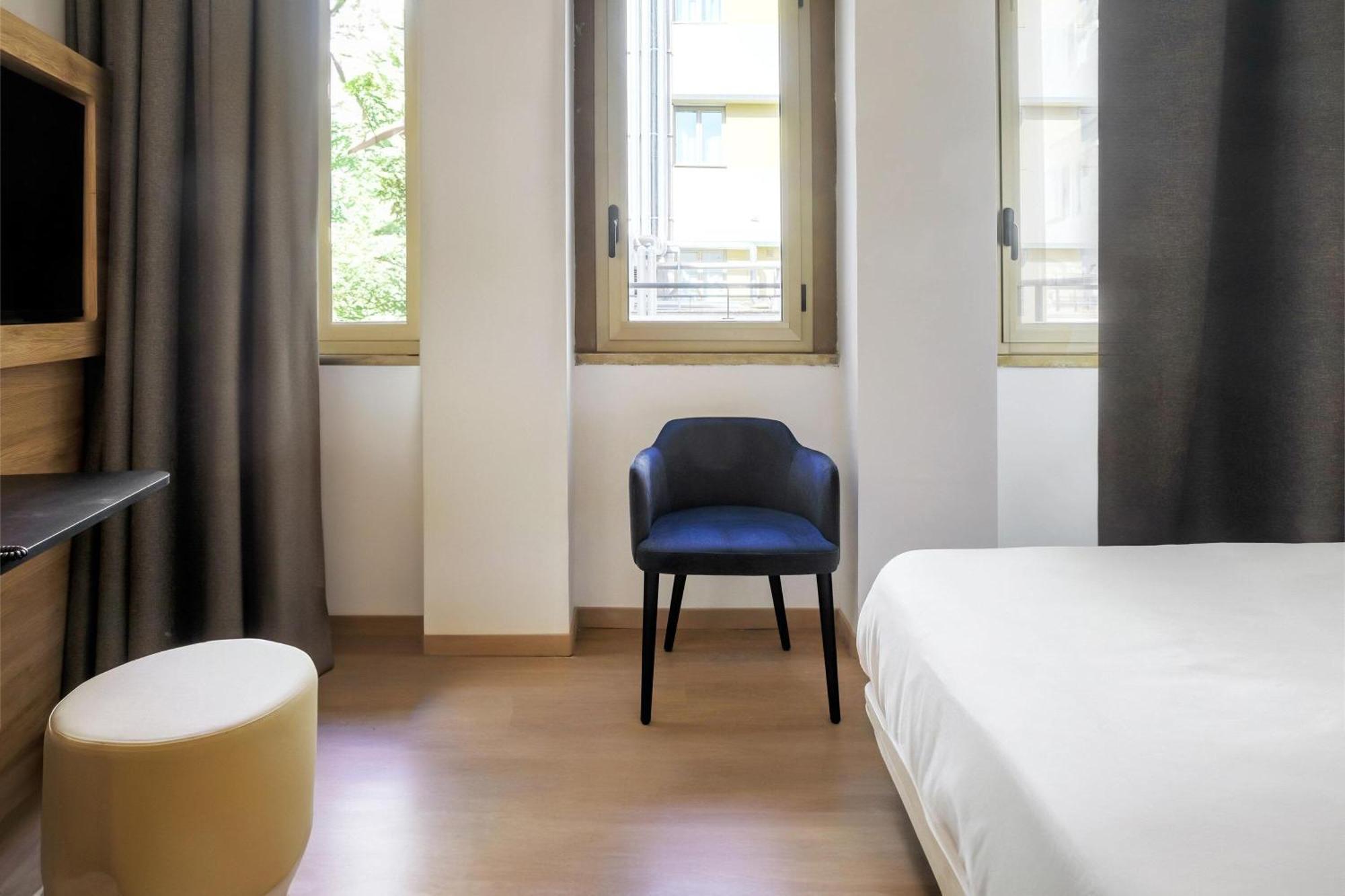 Superior Single Room