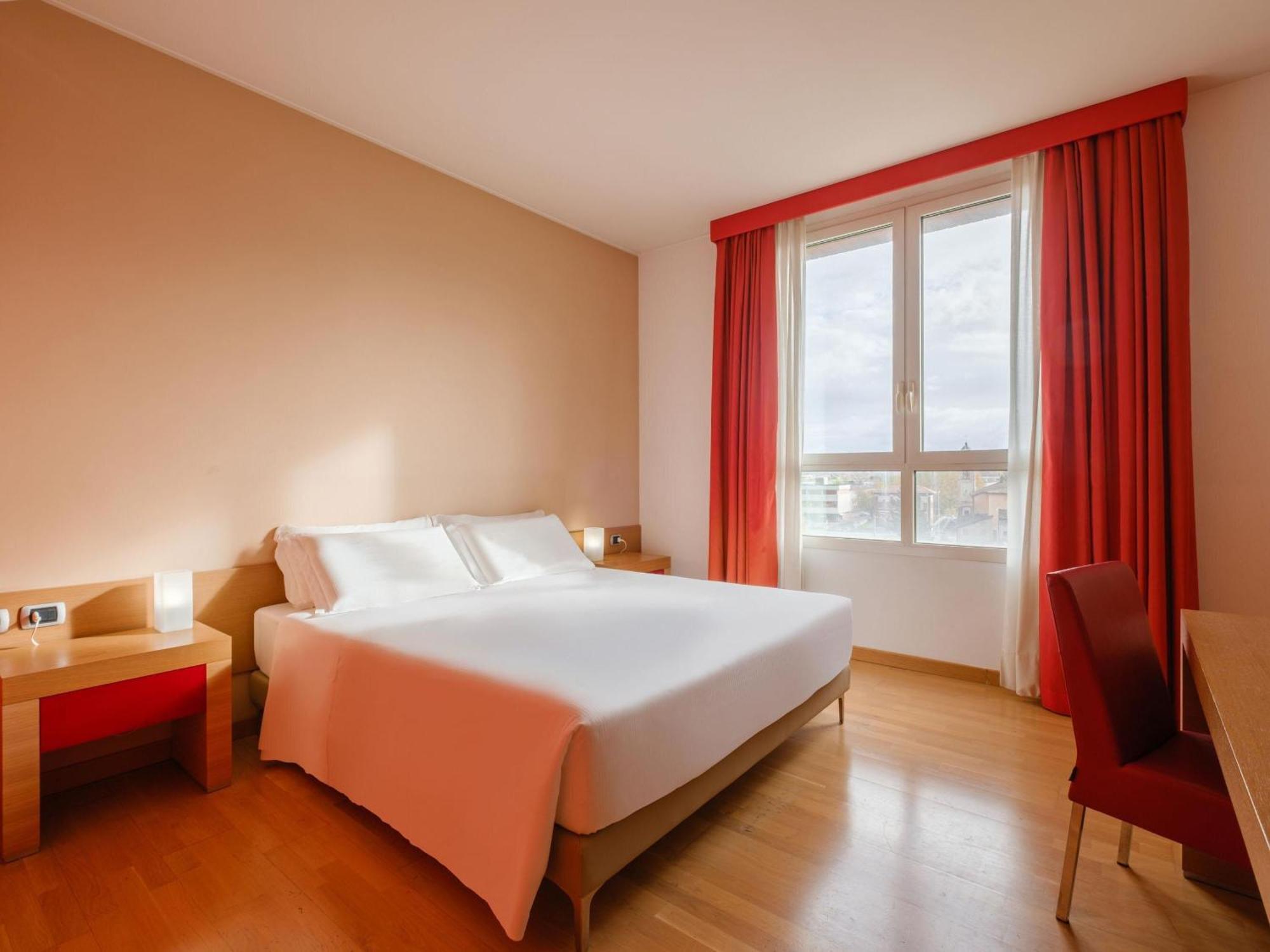 Superior Double Room,1742587785:JPEG