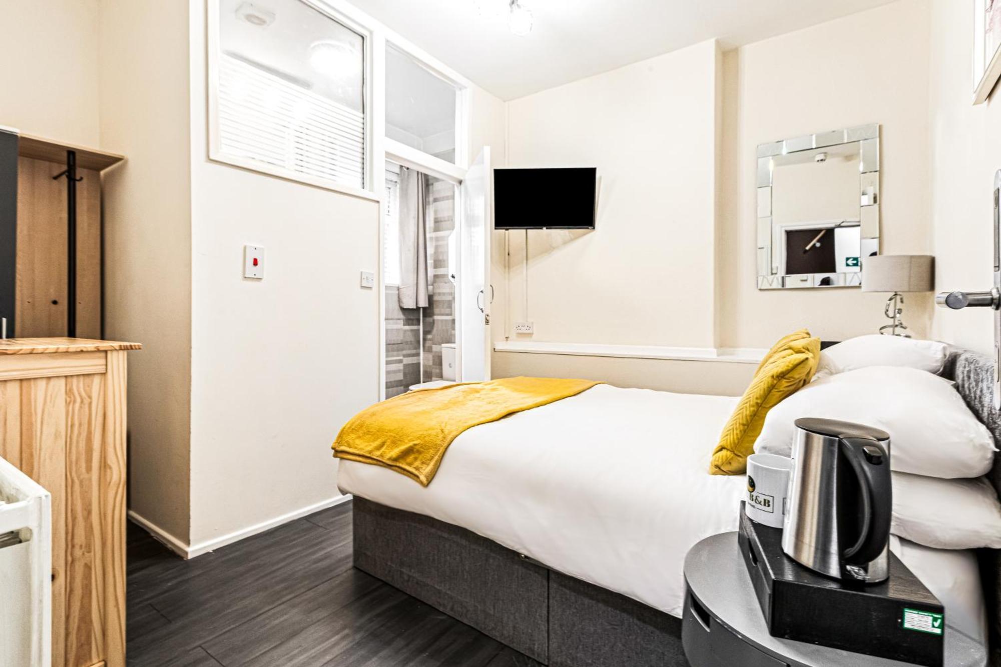 Double Room,1758929965:JPEG