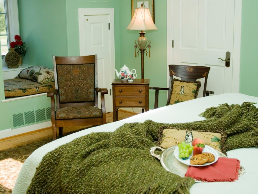 Deluxe King Room (Huntingfield)