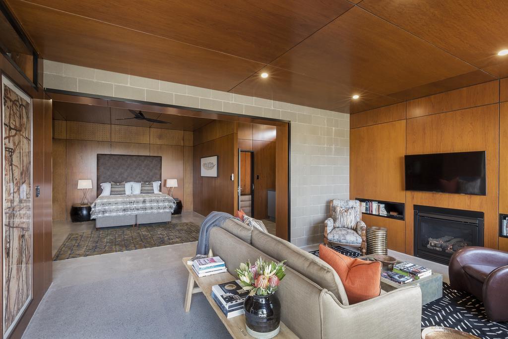 Lodge Suite