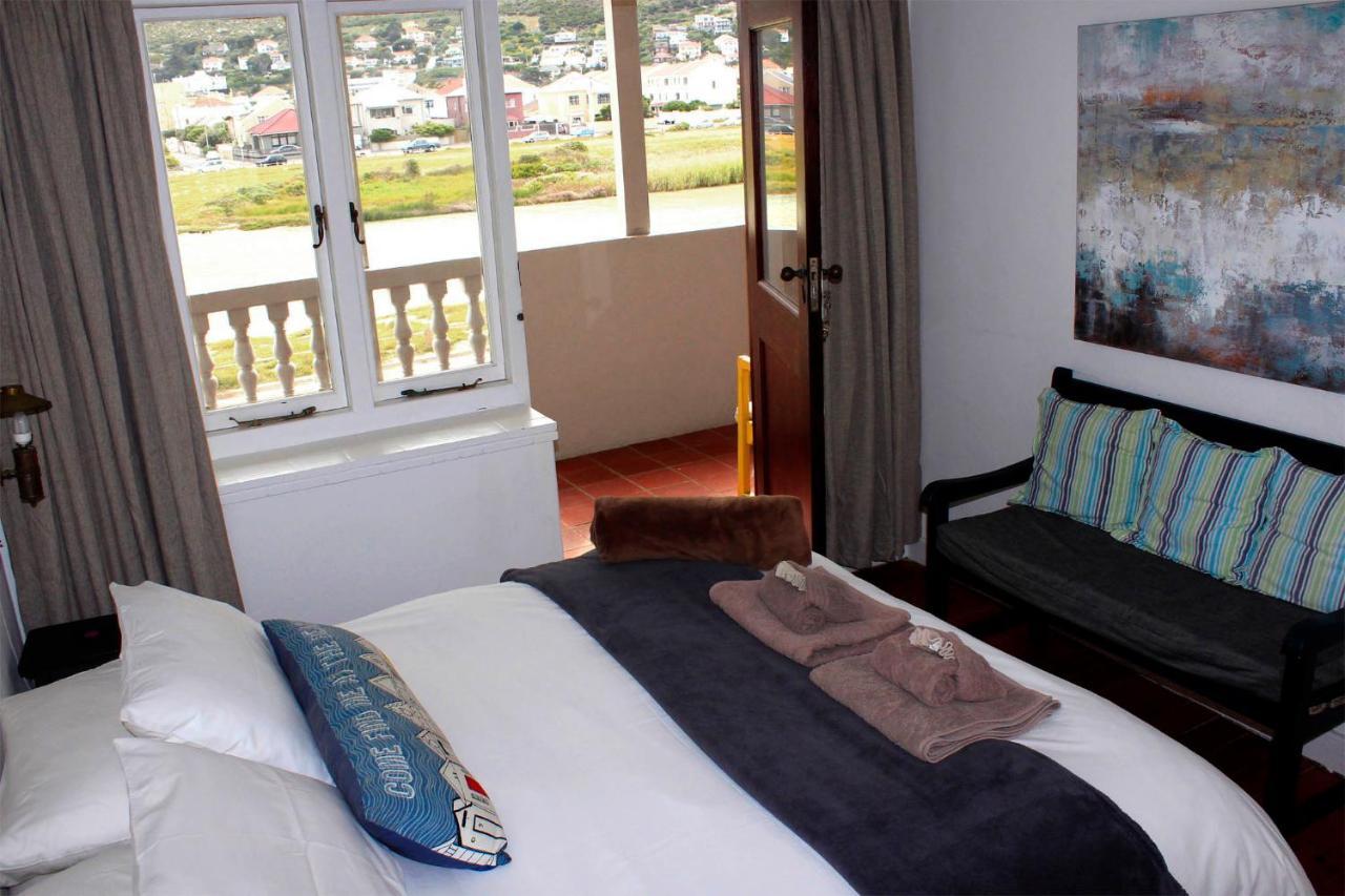 Double Room with Shared Bathroom,735791839:JPEG