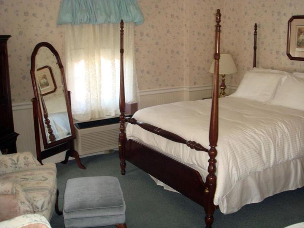 Standard Queen Room,79884177:JPEG