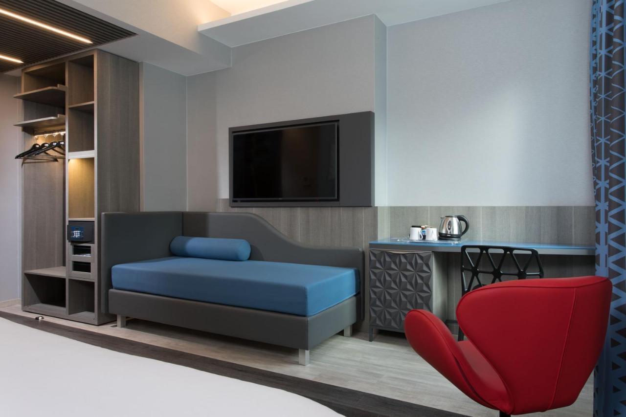 Triple Room,928871437:JPEG