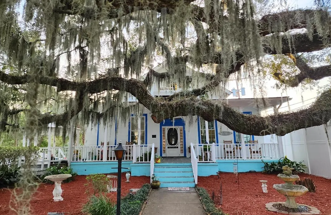 Tybee Island Inn Bed & Breakfast-1