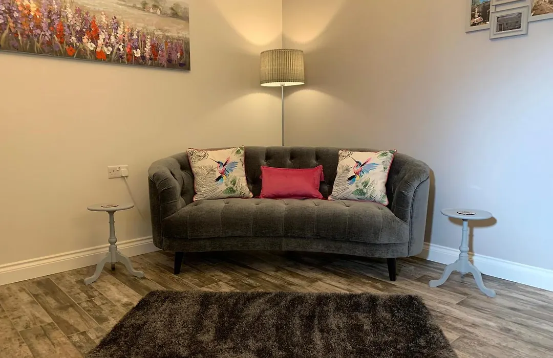 Millbrae Lodges-1