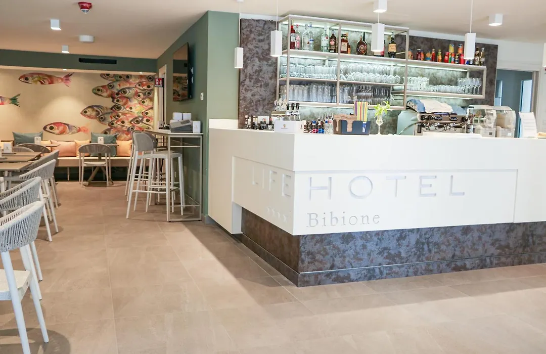 Life Hotel-1