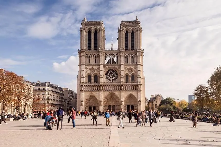 Appartement QUARTIER EMILY IN PARIS NOTRE DAME-1