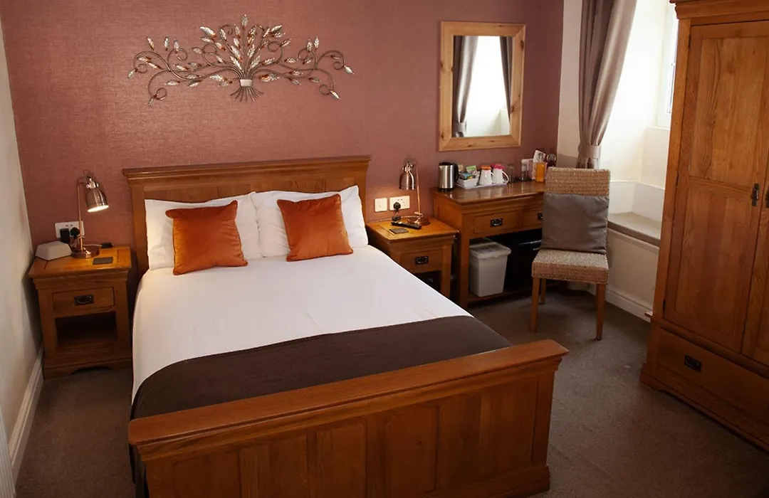 Ensuite Bed And Breakfast Rooms At The Ring Pub-1