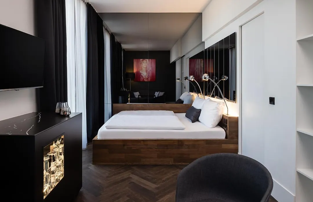 Hotel Amano Grand Central-1