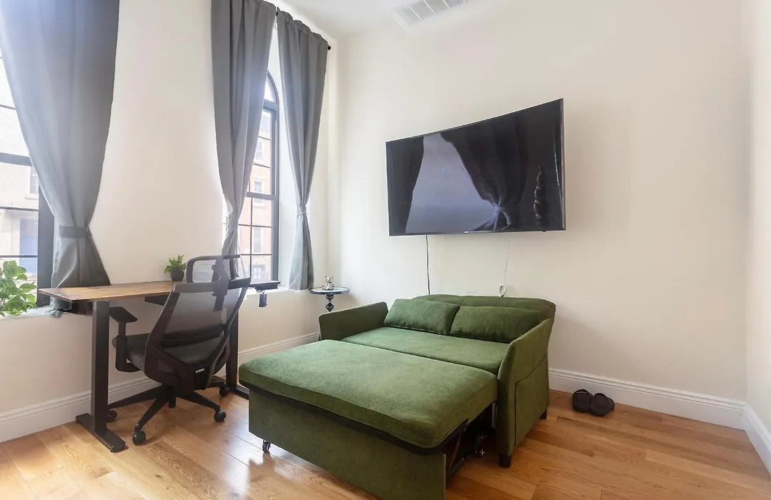 Little Manhattan 5 Min Walk To Times Square Private Bathroom World Cup 2026 Ready-1