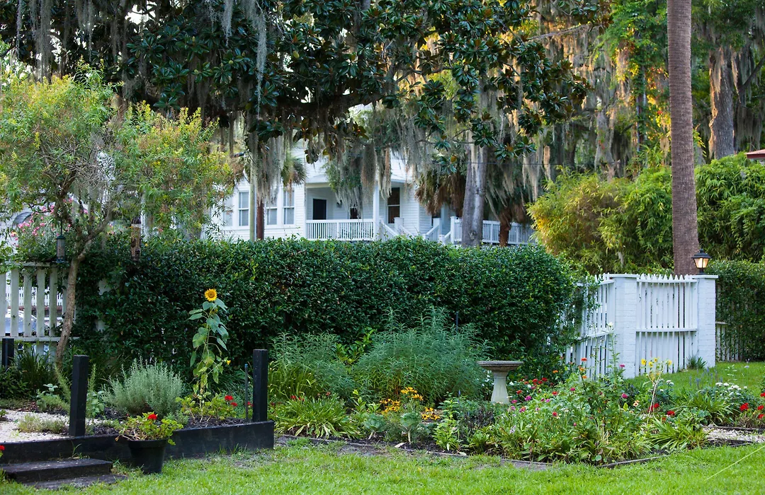 Rhett House-1