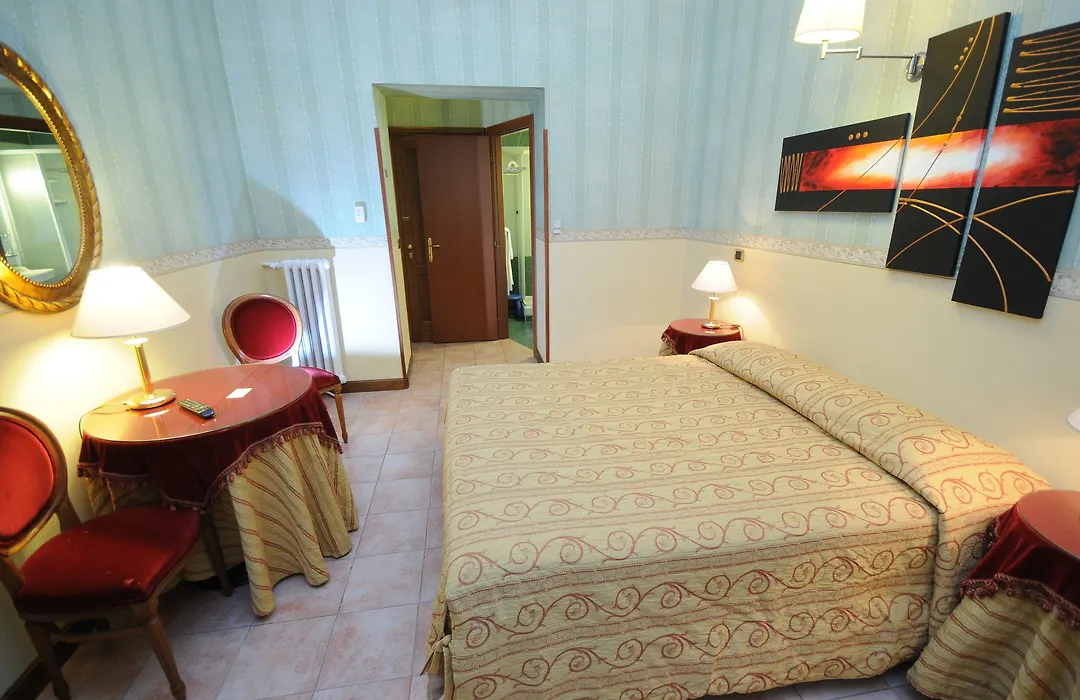 Hotel Sweet Home-1