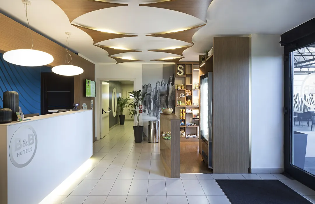 B&B Hotel Milano Cenisio Garibaldi-1