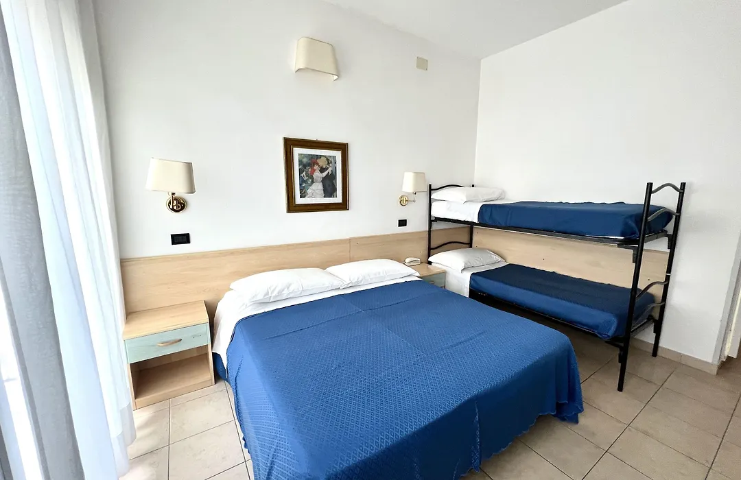 Hotel B&B Montecarlo-1
