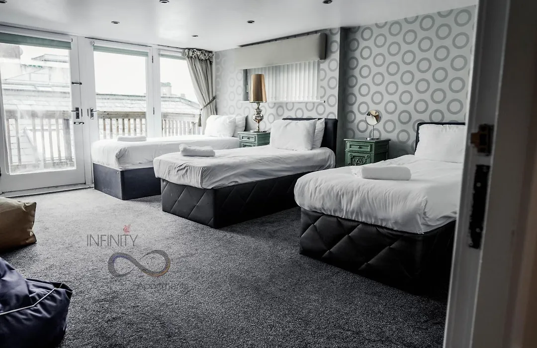 Infinity Partypadsliverpool Hen And Stag Welcome-1