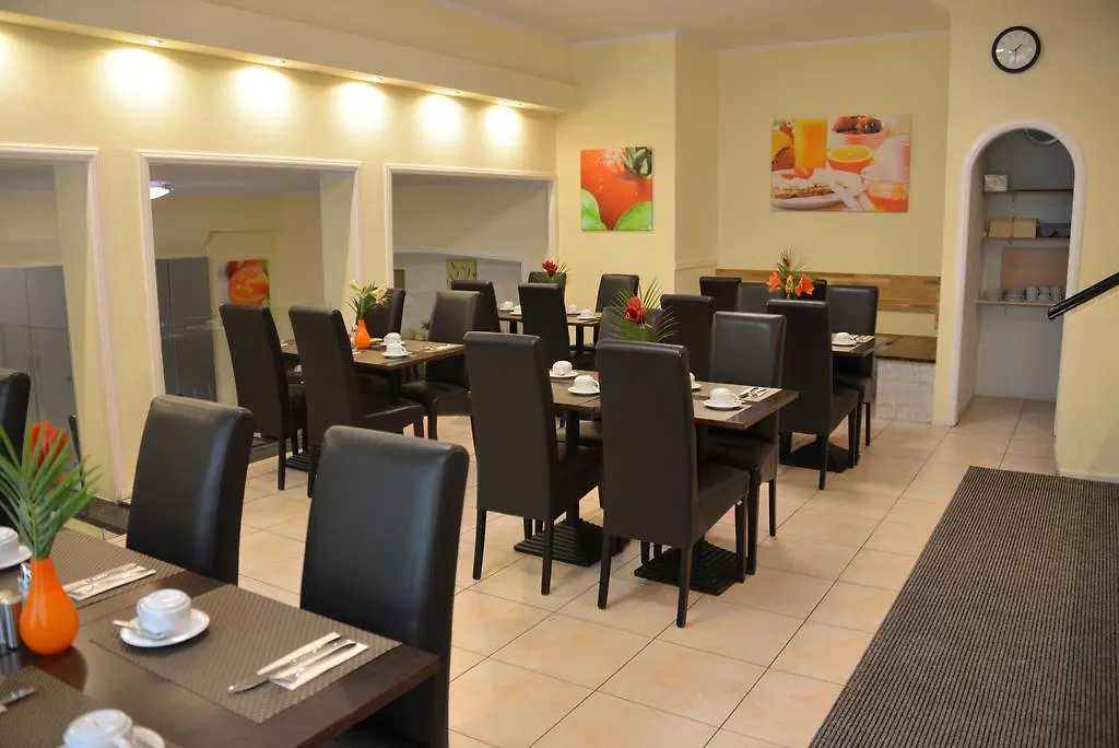 Hotel Italia-1