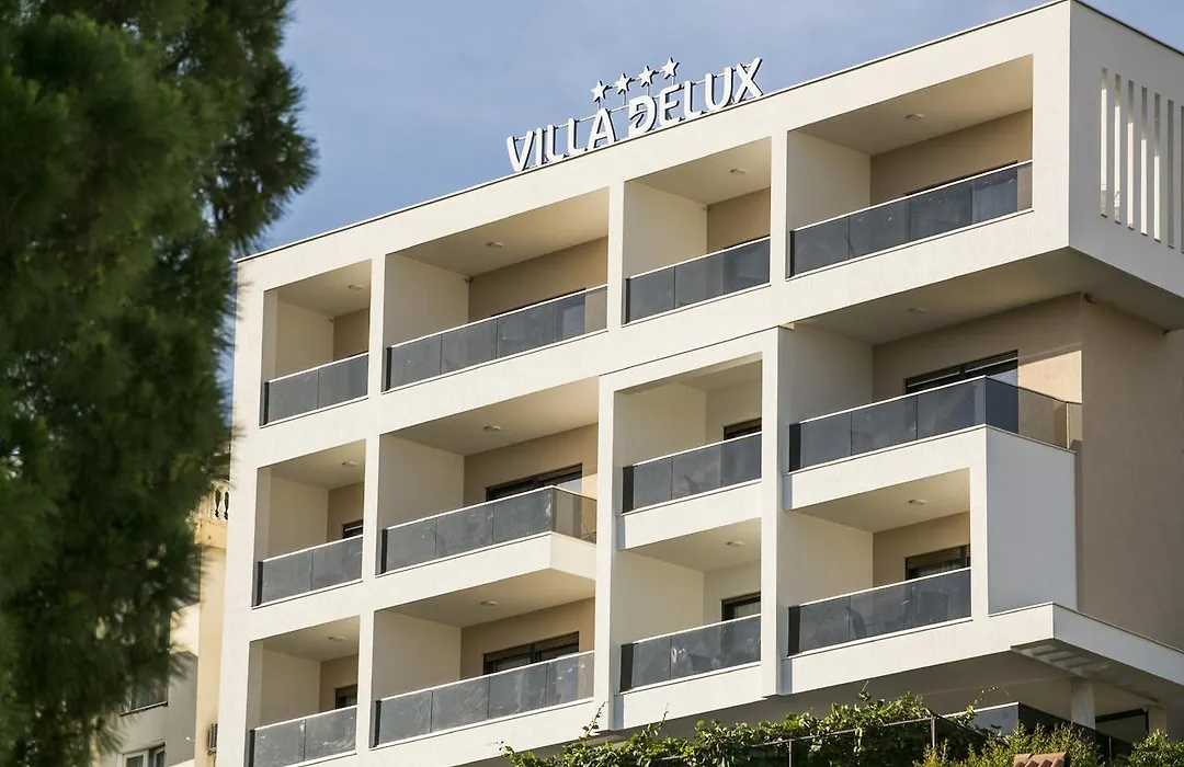 Villa Delux-1