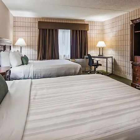 Baymont Inn And Suites By Wyndham Farmington, Mo-3