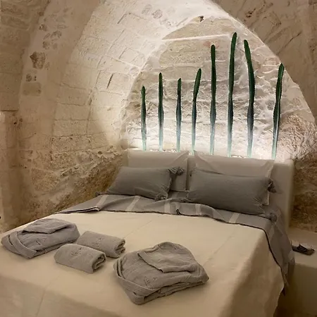 Alesia Luxury Cave-3