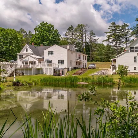 Cranmore Mountain Lodge Bed & Breakfast-3