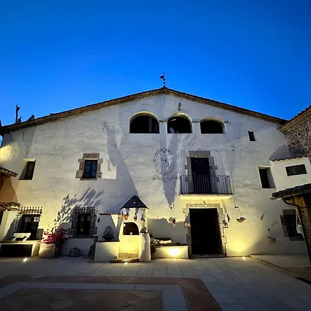 Masia Can Viver - Olive Oil Tourism B&B-3