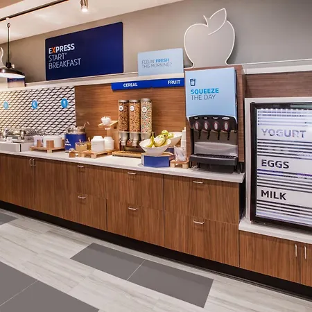 Holiday Inn Express & Suites Dry Ridge By Ihg-2