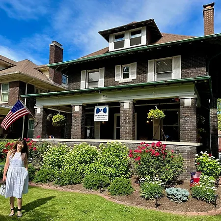 The Butler House Bed & Breakfast-3