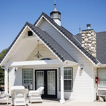 Hounds Tooth Inn-3