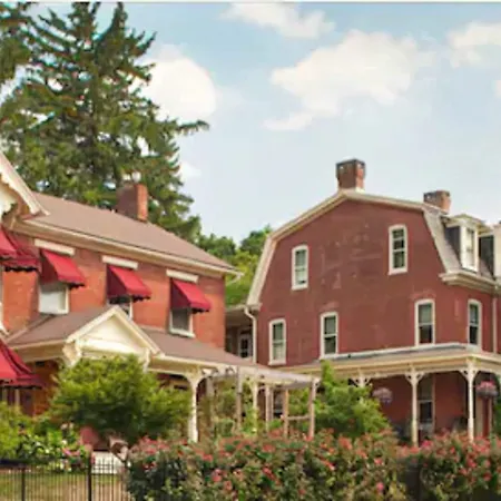 Brickhouse Inn B&B-2