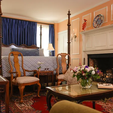 Inn By The Bandstand A Boutique Hotel-2