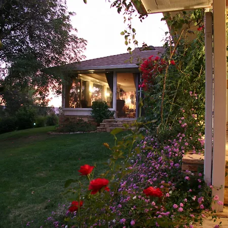 Ojai Retreat & Inn-3