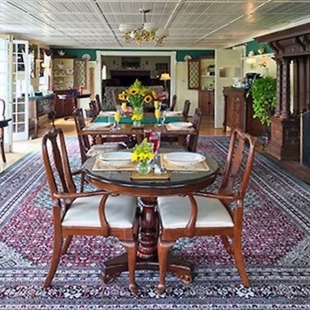The Inn At Ormsby Hill-2