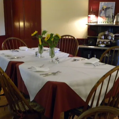 Candleberry Inn On Cape Cod-2