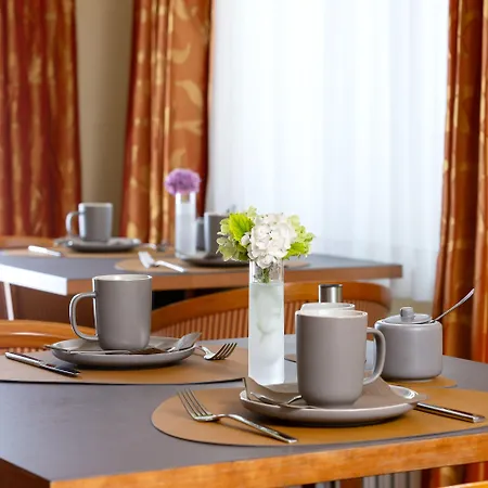 Hotel Regina -Garni Köln-2