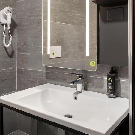 B&B HOTEL Milano Portello-2