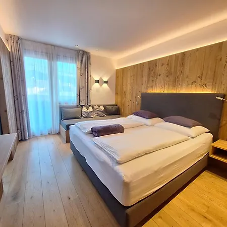 Hotel Kranebitt B&B-2
